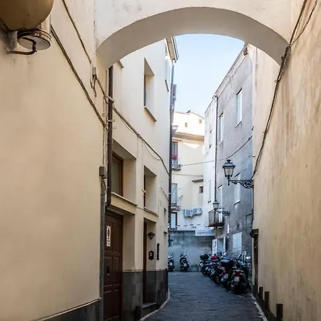 Appartamento 36 Steps In Tasso Square