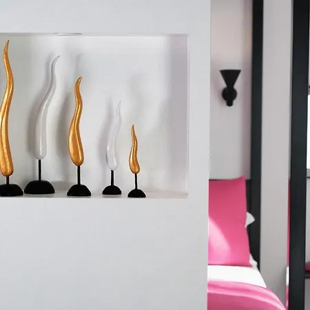 36 Steps In Tasso Square דירה סורנטו