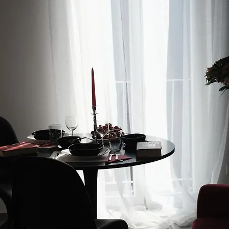 Apartman 36 Steps In Tasso Square *